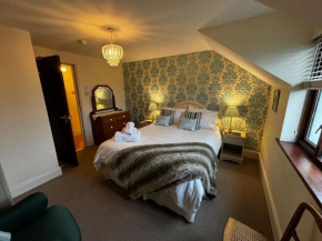 Dovera, private parking included, Bowness on Windermere